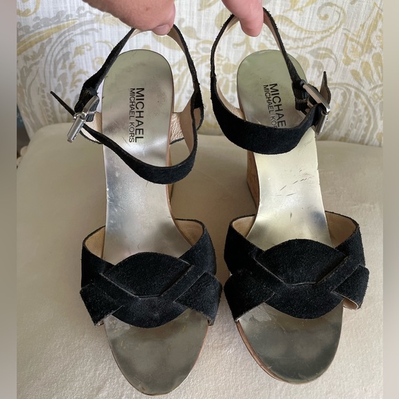 Michael Kors wedges 8.5 - Picture 2 of 6